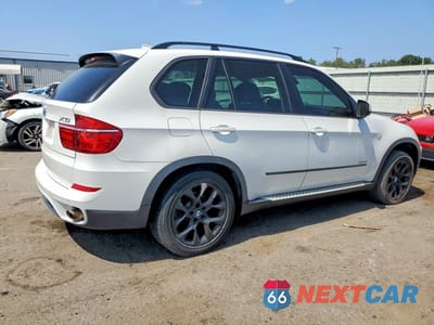Trzecie zdjęcie samochodu z tyłu: 2011 BMW X5 XDRIVE35I VIN:5UXZV4C56BLL58081 - miniatura