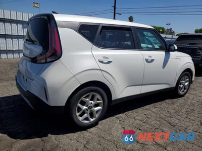 Trzecie zdjęcie samochodu z tyłu: 2023 KIA SOUL LX VIN:KNDJ23AU1P7888812 - miniatura