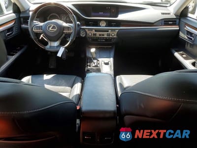 Zdjęcie 8 z 12 samochodu: 2018 LEXUS ES 350 VIN:58ABK1GG2JU116813 - miniatura