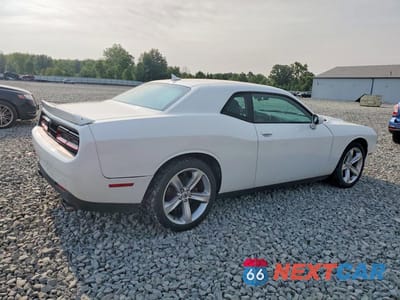 Trzecie zdjęcie samochodu z tyłu: 2016 DODGE CHALLENGER SXT VIN:2C3CDZAG9GH257136 - miniatura