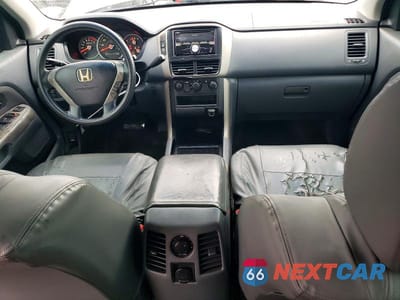 Zdjęcie 8 z 13 samochodu: 2006 HONDA PILOT LX VIN:2HKYF18196H536624 - miniatura