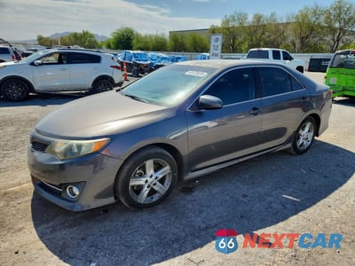 2013 TOYOTA CAMRY SE 4T1BF1FK8DU294196 - główne zdjęcie licytacji z USA - miniatura