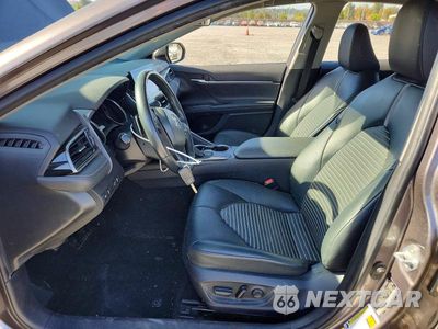 Zdjęcie 7 z 13 samochodu: 2021 TOYOTA CAMRY VIN:4T1G11AK1MU617256 - miniatura