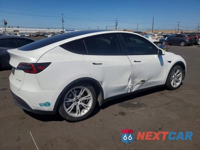 Trzecie zdjęcie samochodu z tyłu: 2022 TESLA MODEL Y VIN:7SAYGDEE5NF386307 - miniatura