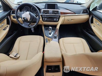 Zdjęcie 8 z 12 samochodu: 2018 BMW 320 XI VIN:WBA8E5G52JNV02643 - miniatura