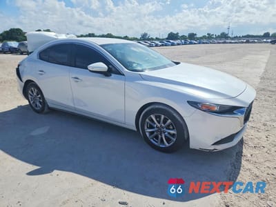 Czwarte zdjęcie samochodu z boku: 2019 MAZDA 3 VIN:3MZBPABL6KM112025 - miniatura