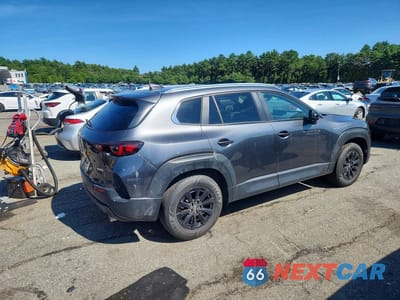 Trzecie zdjęcie samochodu z tyłu: 2025 MAZDA CX-50 PREFERRED VIN:7MMVAABW9SN130861 - miniatura