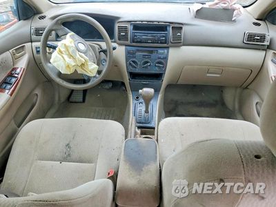 Zdjęcie 8 z 12 samochodu: 2006 TOYOTA COROLLA LE VIN:2T1BR32E06C701077 - miniatura