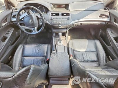 Zdjęcie 8 z 12 samochodu: 2011 HONDA ACCORD SE VIN:1HGCP2F67BA020339 - miniatura
