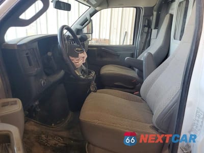 Zdjęcie 7 z 14 samochodu: 2017 CHEVROLET EXPRESS G3500 VIN:1GB0GRFG9H1103013 - miniatura
