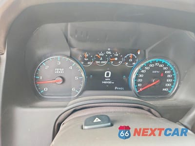 Zdjęcie 9 z 13 samochodu: 2017 GMC YUKON DENALI VIN:1GKS2CKJ9HR240637 - miniatura