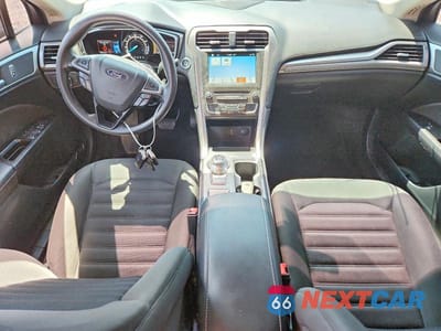 Zdjęcie 8 z 12 samochodu: 2017 FORD FUSION SE VIN:3FA6P0HD2HR103774 - miniatura