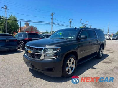 Drugie zdjęcie samochodu z przodu: 2018 CHEVROLET SUBURBAN K1500 LT VIN:1GNSKHKC4JR238205 - miniatura