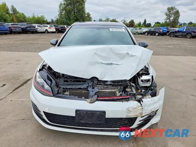 Piąte zdjęcie samochodu w środku: 2015 VOLKSWAGEN GTI VIN:3VWYT7AU2FM052690 - miniatura
