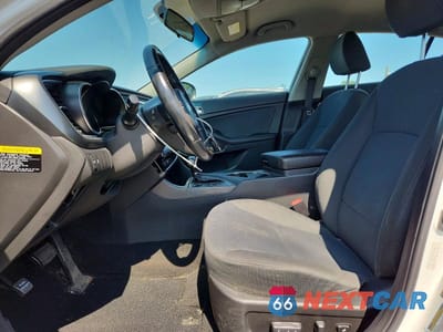 Zdjęcie 7 z 12 samochodu: 2014 KIA OPTIMA HYBRID VIN:KNAGM4AD1E5070318 - miniatura