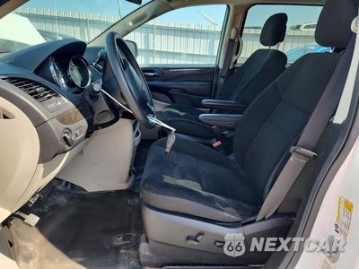 Zdjęcie 7 z 13 samochodu: 2019 DODGE GRAND CARAVAN SE VIN:2C7WDGBG2KR614934 - miniatura
