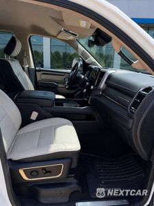 Piąte zdjęcie samochodu w środku: 2019 RAM 1500 LIMITED VIN:1C6SRFHT9KN551525 - miniatura