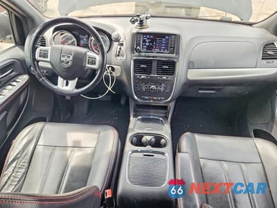 Zdjęcie 8 z 13 samochodu: 2019 DODGE GRAND CARAVAN GT VIN:2C4RDGEG0KR661224 - miniatura
