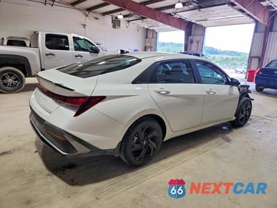 Trzecie zdjęcie samochodu z tyłu: 2026 HYUNDAI ELANTRA SEL SPORT VIN:KMHLM4DGXTU192892 - miniatura