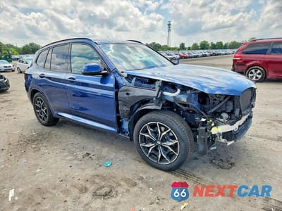 Czwarte zdjęcie samochodu z boku: 2022 BMW X3 XDRIVE30I VIN:5UX53DP03N9M07225 - miniatura