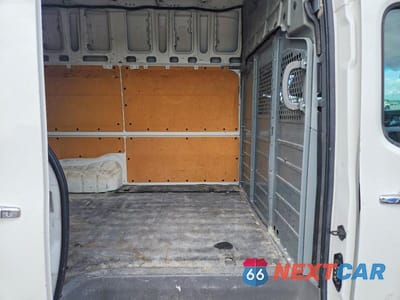 Zdjęcie 11 z 13 samochodu: 2014 NISSAN NV 2500 DELIVERY VAN VIN:1N6AF0LY5EN108741 - miniatura