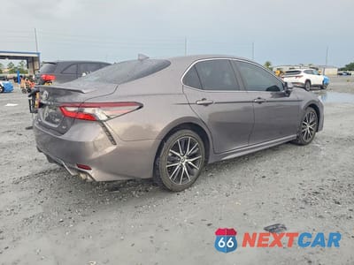 Trzecie zdjęcie samochodu z tyłu: 2023 TOYOTA CAMRY SE VIN:4T1T11AK5PU754137 - miniatura
