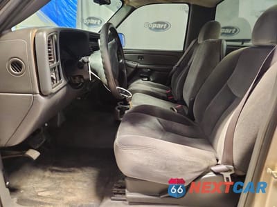 Zdjęcie 7 z 12 samochodu: 2007 GMC NEW SIERRA C1500 CLASSIC VIN:1GTEC14X77Z132544 - miniatura