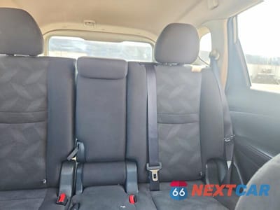 Zdjęcie 10 z 13 samochodu: 2016 NISSAN ROGUE SV VIN:KNMAT2MV2GP601182 - miniatura