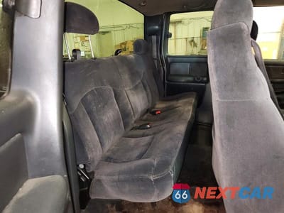 Zdjęcie 10 z 12 samochodu: 2001 CHEVROLET SILVERADO K1500 VIN:2GCEK19V511401666 - miniatura