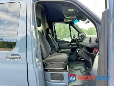 Zdjęcie 6 z 10 samochodu: 2021 MERCEDES-BENZ SPRINTER 2500 VIN:W1Y40CHY3MT071660 - miniatura