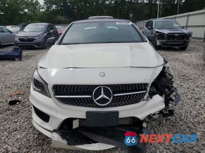 Piąte zdjęcie samochodu w środku: 2016 MERCEDES-BENZ CLA 250 4MATIC VIN:WDDSJ4GB9GN392242 - miniatura