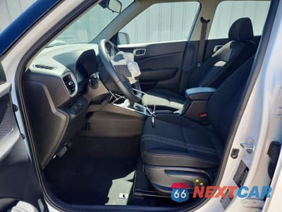 Zdjęcie 7 z 13 samochodu: 2026 HYUNDAI VENUE SEL VIN:KMHRC8A30TU429847 - miniatura