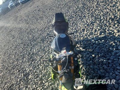 Piąte zdjęcie samochodu w środku: 2006 TRIUMPH MOTORCYCLE DAYTONA 675 VIN:SMTD00NS56J261902 - miniatura