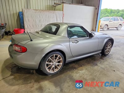 Trzecie zdjęcie samochodu z tyłu: 2011 MAZDA MX-5 MIATA VIN:JM1NC2PF9B0218430 - miniatura