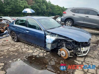 Czwarte zdjęcie samochodu z boku: 2025 BMW 330I VIN:3MW69CW03S8F55152 - miniatura