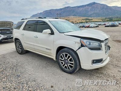 Czwarte zdjęcie samochodu z boku: 2013 GMC ACADIA DENALI VIN:1GKKVTKD9DJ126213 - miniatura