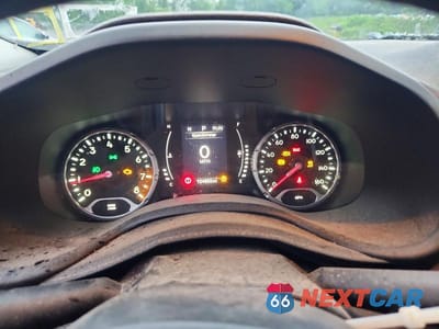 Zdjęcie 9 z 13 samochodu: 2016 JEEP RENEGADE LATITUDE VIN:ZACCJBBT8GPE27993 - miniatura