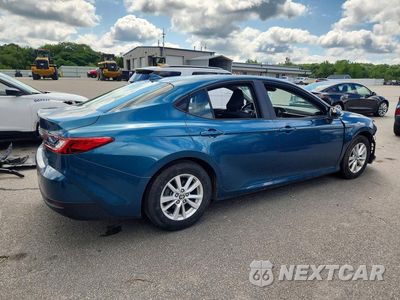 Trzecie zdjęcie samochodu z tyłu: 2025 TOYOTA CAMRY LE VIN:4T1DAACK3SU057849 - miniatura