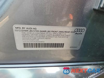 Zdjęcie 12 z 12 samochodu: 2013 AUDI A8 QUATTRO VIN:WAUAGAFD4DN000850 - miniatura