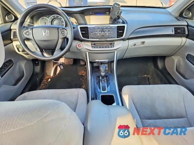 Zdjęcie 8 z 12 samochodu: 2013 HONDA ACCORD EX VIN:1HGCR2F73DA142153 - miniatura