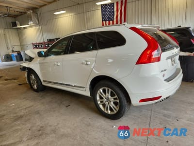 Drugie zdjęcie samochodu z przodu: 2016 VOLVO XC60 T5 PREMIER VIN:YV4612RK9G2804865 - miniatura