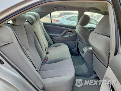 Zdjęcie 10 z 12 samochodu: 2010 TOYOTA CAMRY LE VIN:4T4BF3EK5AR086792 - miniatura