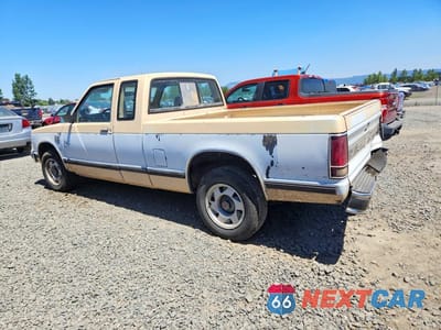 Drugie zdjęcie samochodu z przodu: 1984 CHEVROLET S TRUCK S10 VIN:1GCCS14B1E8229871 - miniatura