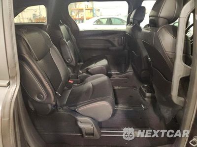 Zdjęcie 11 z 14 samochodu: 2025 TOYOTA SIENNA XSE VIN:5TDDSKFC6SS187012 - miniatura