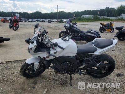 Trzecie zdjęcie samochodu z tyłu: 2014 YAMAHA FZ1 S VIN:JYARN17E2EA009358 - miniatura