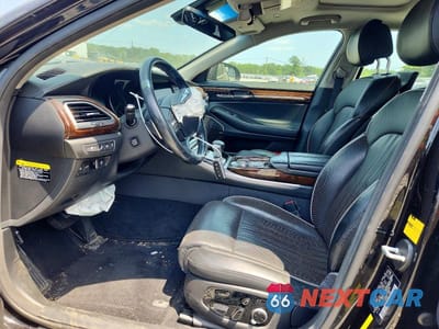 Zdjęcie 7 z 12 samochodu: 2018 GENESIS G90 ULTIMATE VIN:KMHG54JH0JU039429 - miniatura