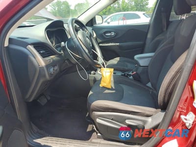 Zdjęcie 7 z 12 samochodu: 2016 JEEP CHEROKEE LATITUDE VIN:1C4PJMCB9GW237450 - miniatura