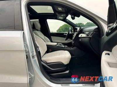 Zdjęcie 6 z 10 samochodu: 2018 MERCEDES-BENZ GLE 43 AMG VIN:4JGDA6EB1JB074931 - miniatura