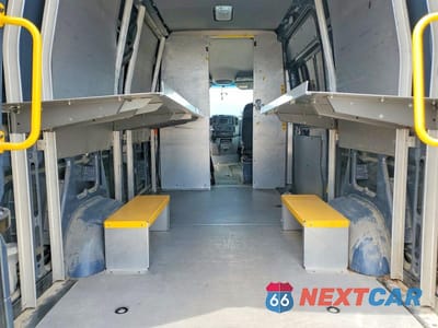 Zdjęcie 10 z 12 samochodu: 2018 MERCEDES-BENZ SPRINTER 2500 VIN:WD3PE7CD1JP647842 - miniatura