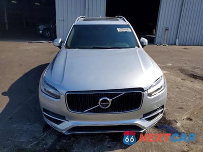 Piąte zdjęcie samochodu w środku: 2018 VOLVO XC90 T6 VIN:YV4A22PK9J1351547 - miniatura